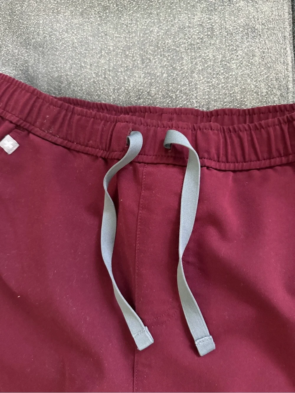 Figs Men's Jogger Pants and Top in Burgundy